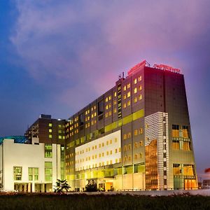 Pride Plaza Hotel, Kolkata